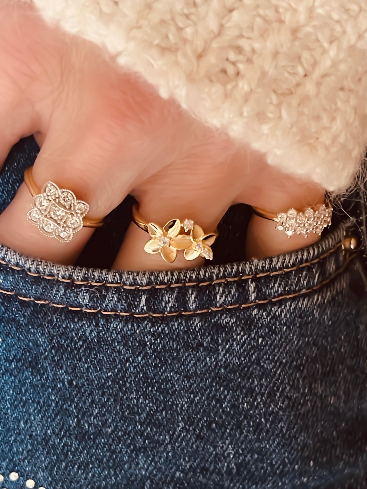 Luci Grand Pinky Ring
