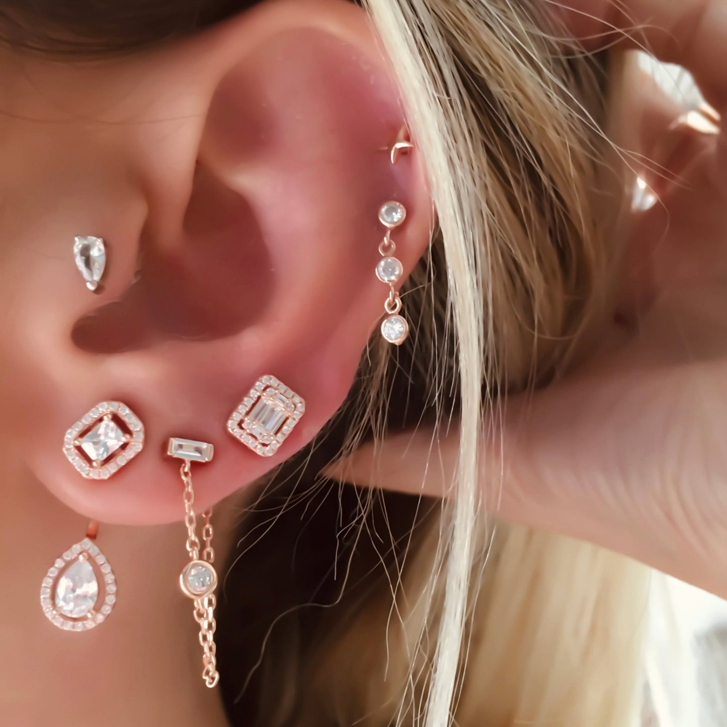 Baguette Bezel Short Chain Earring