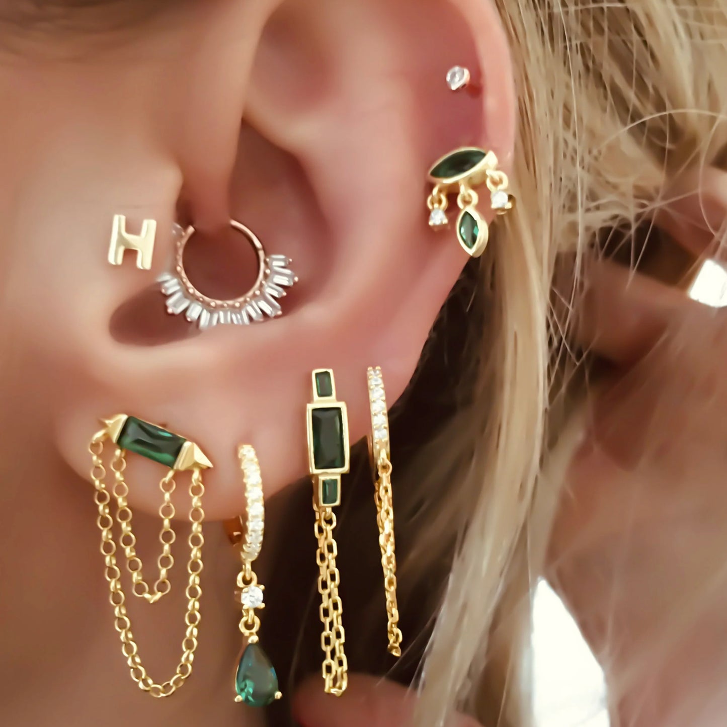 Harper Emerald Baguette Earring