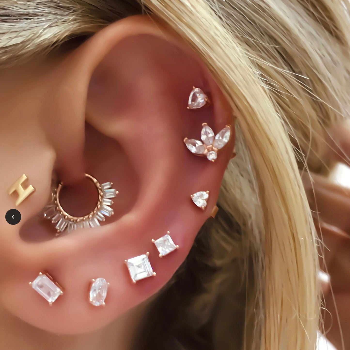 Linda Square Stud Earring