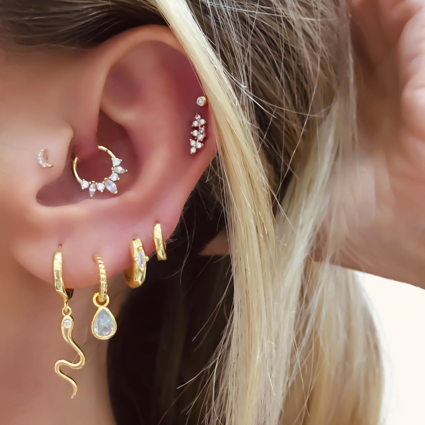 Trio Flower Gold Piercing
