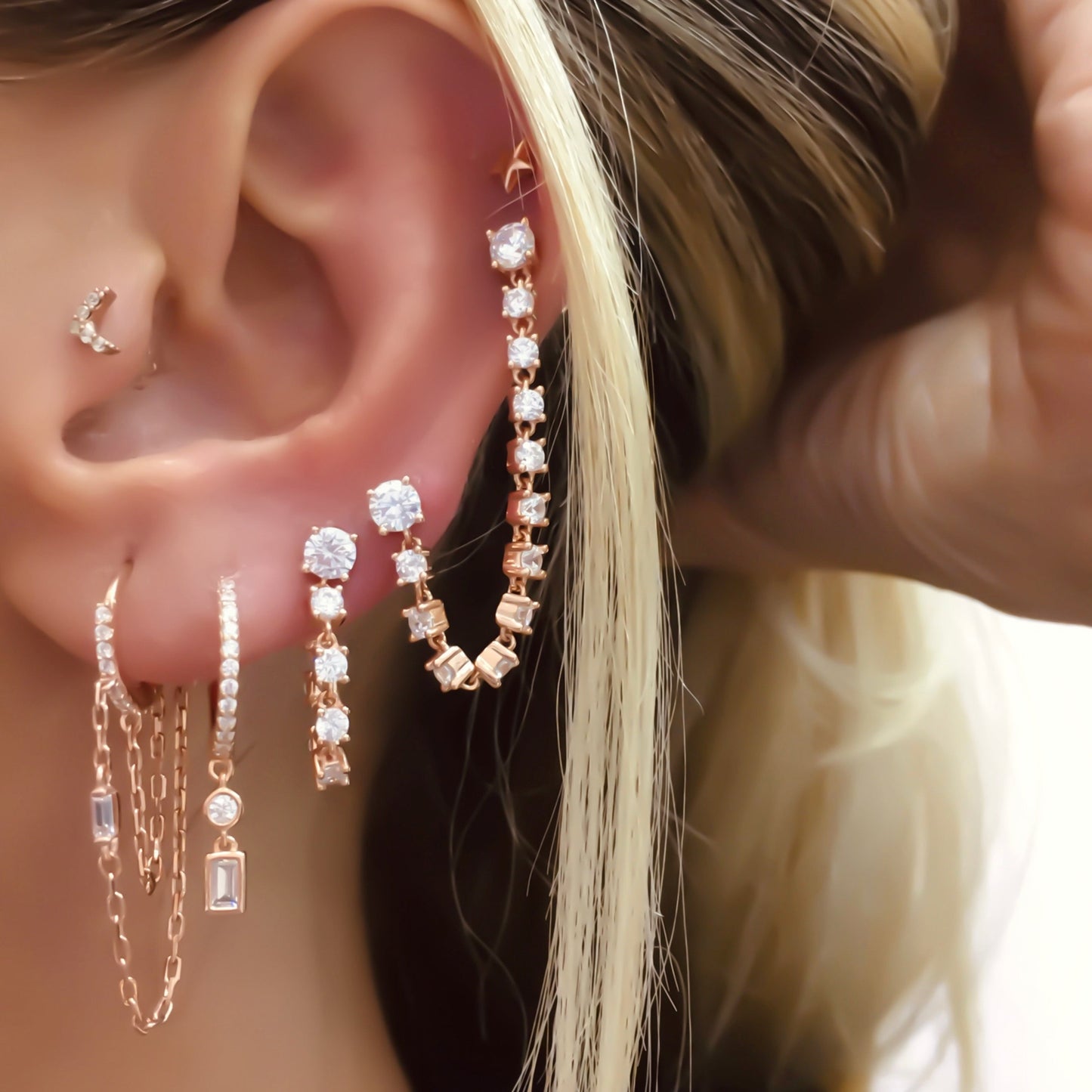Uno Double Chain Baguette Earring