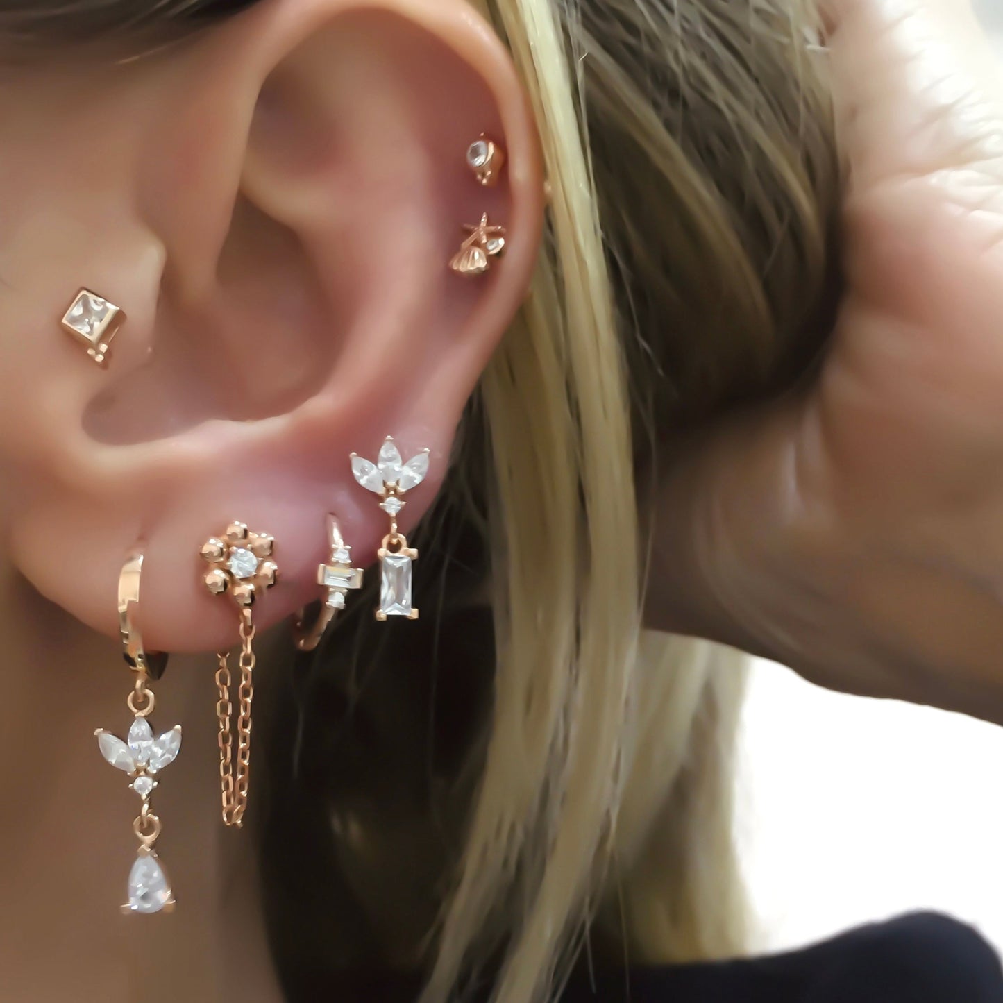 Vita Square Piercing