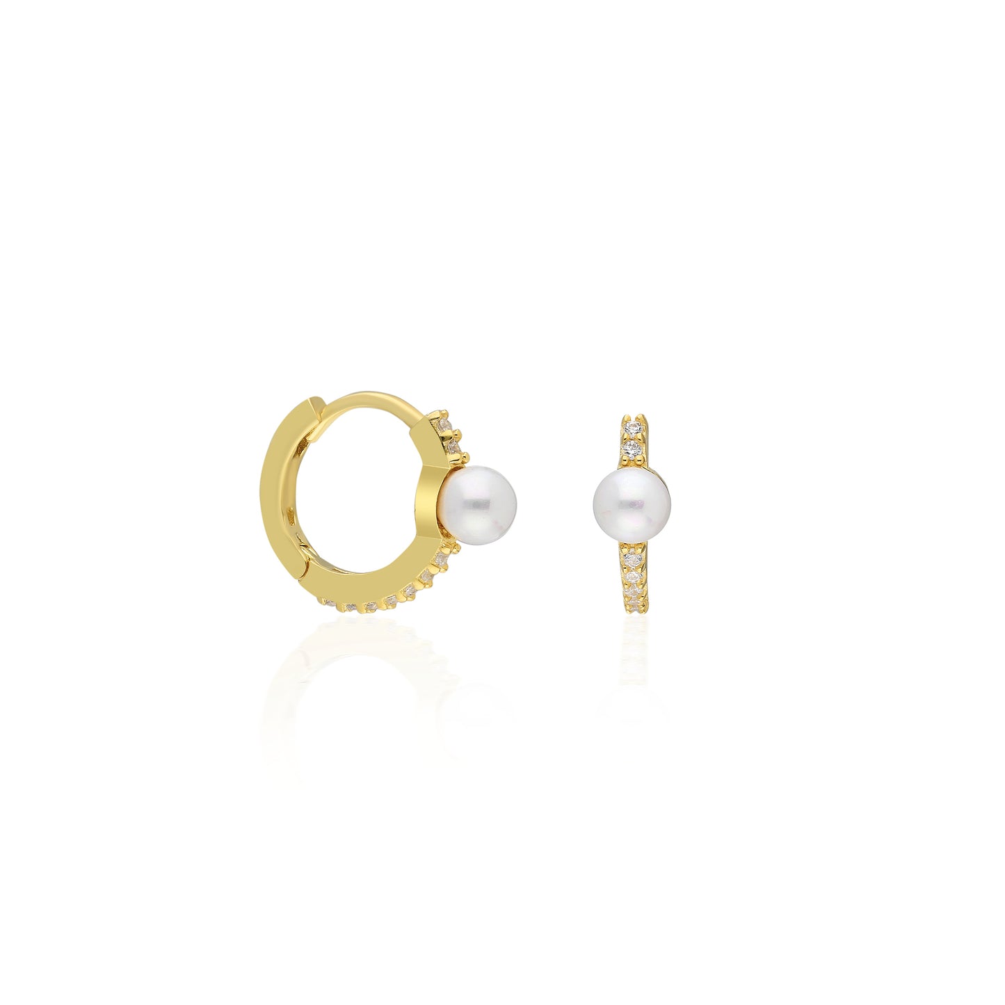 Lena Pearl Huggie Earring